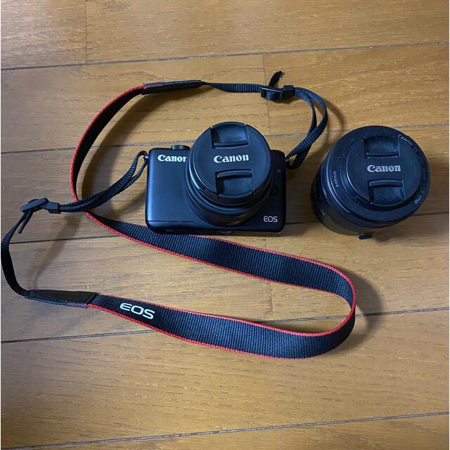 Canon(キヤノン)のCanon EOS M10 一眼レフカメラ　単焦点レンズ付き スマホ/家電/カメラのカメラ(デジタル一眼)の商品写真