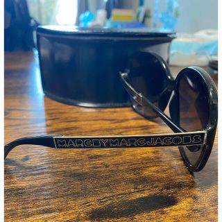 マークバイマークジェイコブス(MARC BY MARC JACOBS)の箱付き　MARK BY MARKJACOBS サングラス(サングラス/メガネ)