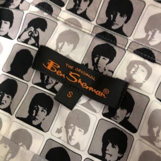 ベンシャーマン(Ben Sherman)のベンシャーマン　the Beatles ビートルズ柄ボタンシャツ　Sサイズ(シャツ)