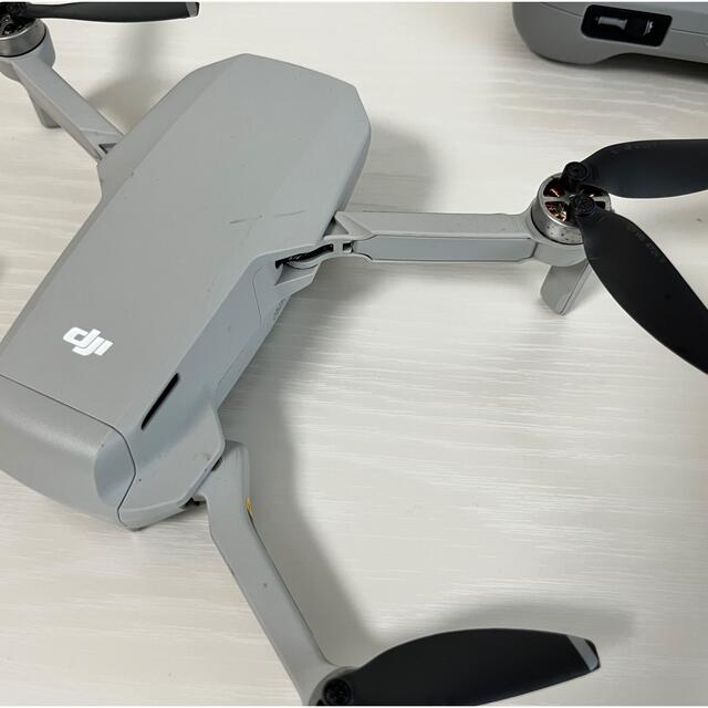 DJI mini2 本体+周辺アクセサリー／Fly More Combo