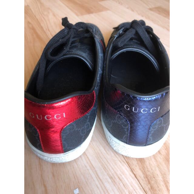 Gucci(グッチ)のグッチ GG シュプリーム ブラック　28cm メンズの靴/シューズ(スニーカー)の商品写真