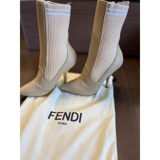 FENDI ドッキングデザインブーツ(ブーツ)