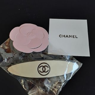 シャネル バレッタ/ヘアクリップ(ピンク/桃色系)の通販 39点 ...
