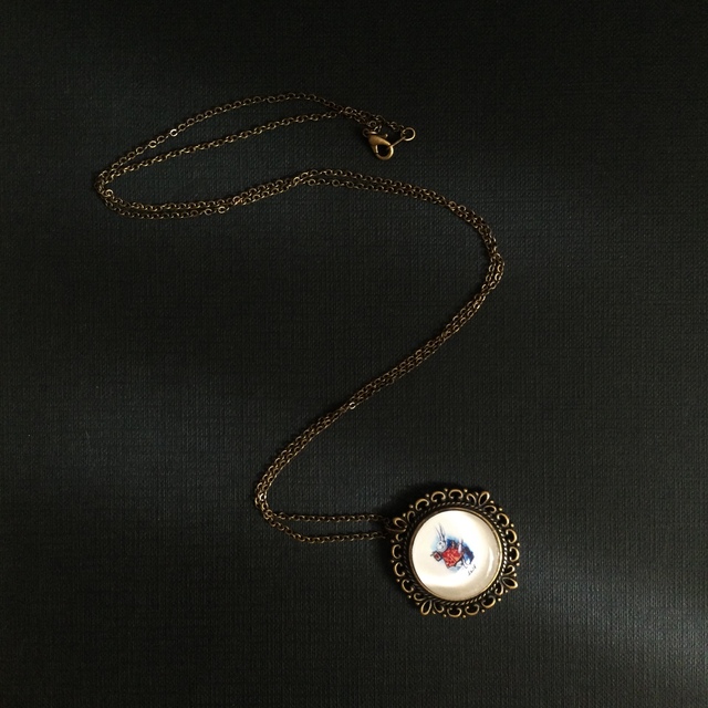 ホワイトラビット［necklace］Alice in wonderland レディースのアクセサリー(ネックレス)の商品写真