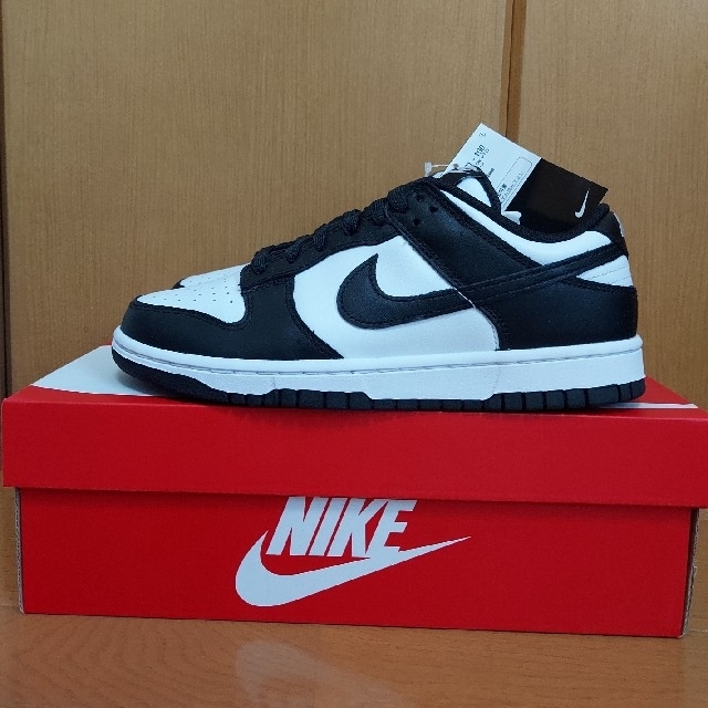 NIKE DUNK LOW RETRO パンダBLACKWHITE靴/シューズ