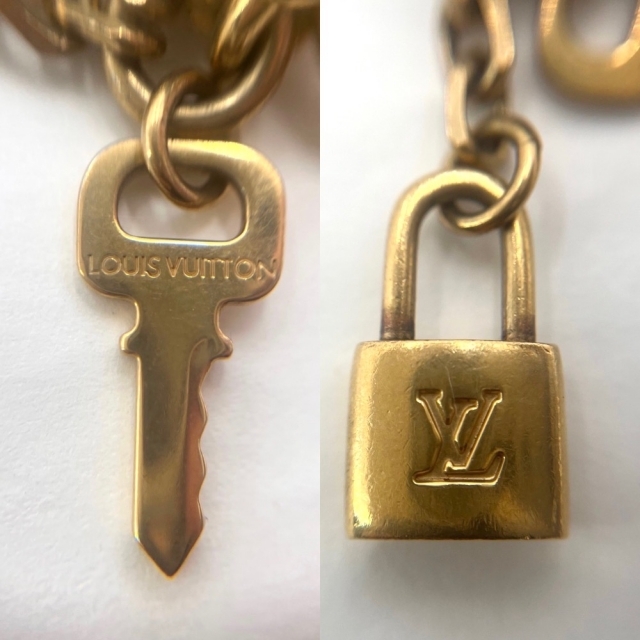 LOUIS VUITTON - LOUIS VUITTON ルイヴィトン キーホルダー ポルトクレ