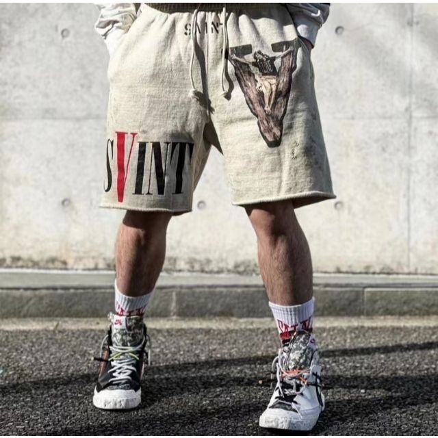 SAINT MICHAEL x VLONE セントマイケル ヴィーロン 22SS 別注 日本製 SWEAT SHORTS VLONE  スウェットショーツ SM-S22-0000-071 S GRAY SAINT Mxxxxxx ダメージ加工 ショートパンツ  ボトムス【新古品】【中古】【SAINT ...