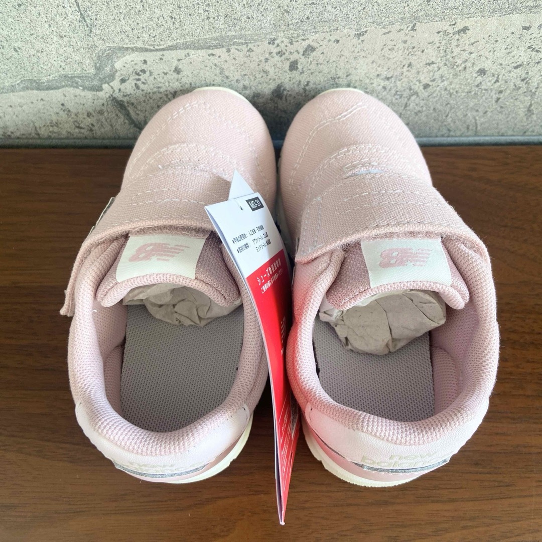 New Balance - 【新品】14.5センチ ピンク×キャンバス New Balance - 【新品】14.5センチ ピンク×キャンバス