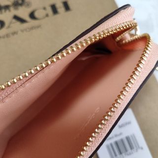 人気★COACH コーチ ジップカードケース チャーム付き ピンク オレンジ