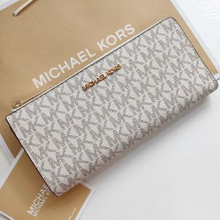 マイケルコース(Michael Kors)の人気★マイケルコース L字ジップ ロゴ 長財布 バニラ ゴールド 新品(財布)