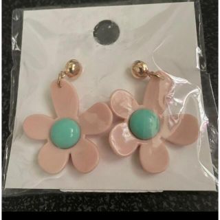 お花ピアス(ピアス)