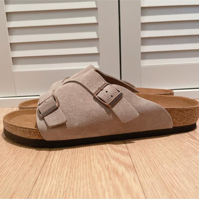 BIRKENSTOCK(ビルケンシュトック)の【未使用品】ビルケンシュトック　チューリッヒ　サンダル　トープ　42  27㎝ メンズの靴/シューズ(サンダル)の商品写真