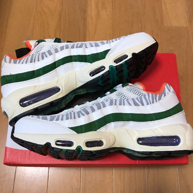 NIKE(ナイキ)のAIR MAX 95 ERA 28.0cm メンズの靴/シューズ(スニーカー)の商品写真