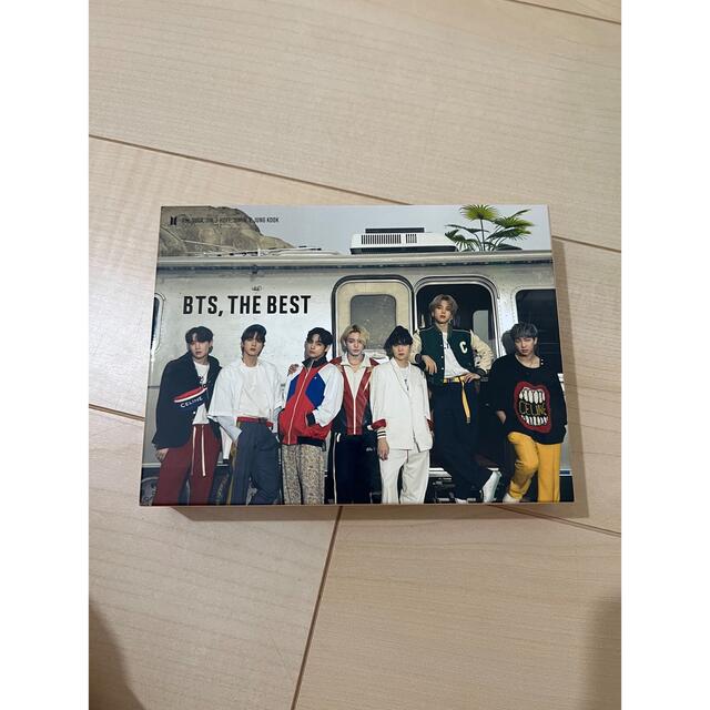 防弾少年団(BTS)(ボウダンショウネンダン)のbts  日本　ベストアルバム エンタメ/ホビーのCD(K-POP/アジア)の商品写真