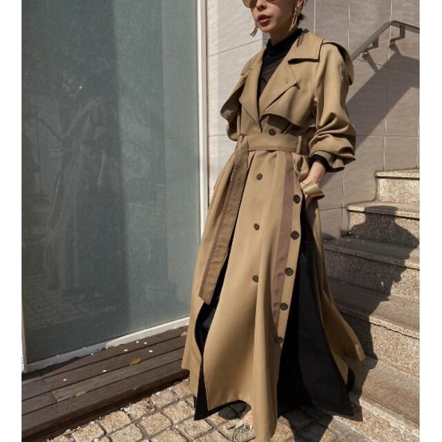 Ameri VINTAGE(アメリヴィンテージ)のアメリヴィンテージ　MINIMAL FLARE LONG TRENCH COAT レディースのジャケット/アウター(トレンチコート)の商品写真