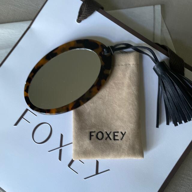 FOXEY(フォクシー)のfoxey フォクシー　最新ノベルティ　手鏡　タッセルミラー レディースのファッション小物(その他)の商品写真