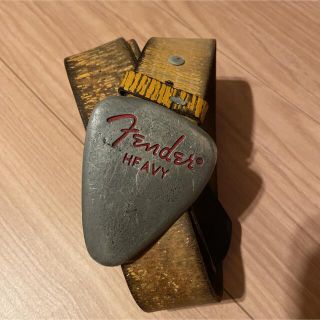 Fender - 激レア Fender バックルベルト【本皮】の通販｜ラクマ