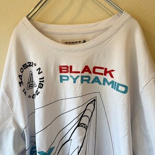 白Tシャツ　BLACKPYRAMID　ブラックピラミッド(Tシャツ/カットソー(半袖/袖なし))