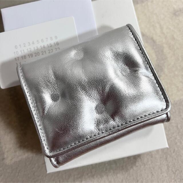 Maison Martin Margiela(マルタンマルジェラ)のayu 様 専用 メゾンマルジェラ グラムスラム コンパクト 財布 レディースのファッション小物(財布)の商品写真