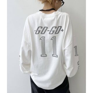 アパルトモンドゥーズィエムクラス(L'Appartement DEUXIEME CLASSE)の新品⭐️【REMI RELIEF/レミレリーフ】Graphic L/S T-SH(カットソー(長袖/七分))