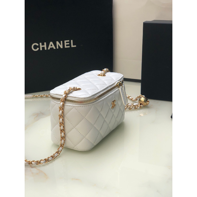 新品未使用】CHANEL シャネル バニティバッグ | paymentsway.co