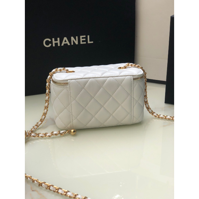 新品未使用】CHANEL シャネル バニティバッグ | paymentsway.co