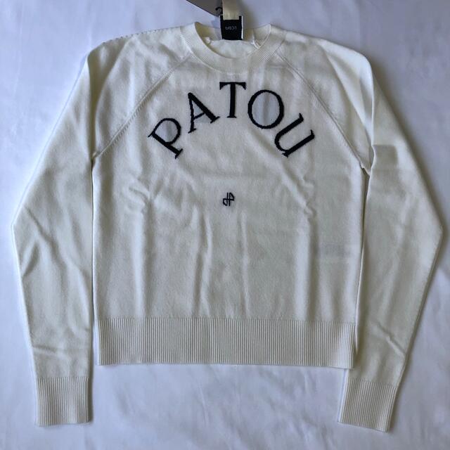 JEAN PATOU(ジャンパトゥ)の22AW 新品未着用 白S PATOU パトゥジャンパー ロゴ 長袖ニット レディースのトップス(ニット/セーター)の商品写真