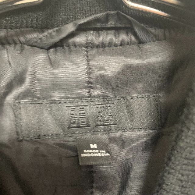 UNIQLO(ユニクロ)のユニクロ　ブルゾン　ＭＡ-1　黒　ブラック　ショート丈　レディース　中綿 レディースのジャケット/アウター(ブルゾン)の商品写真