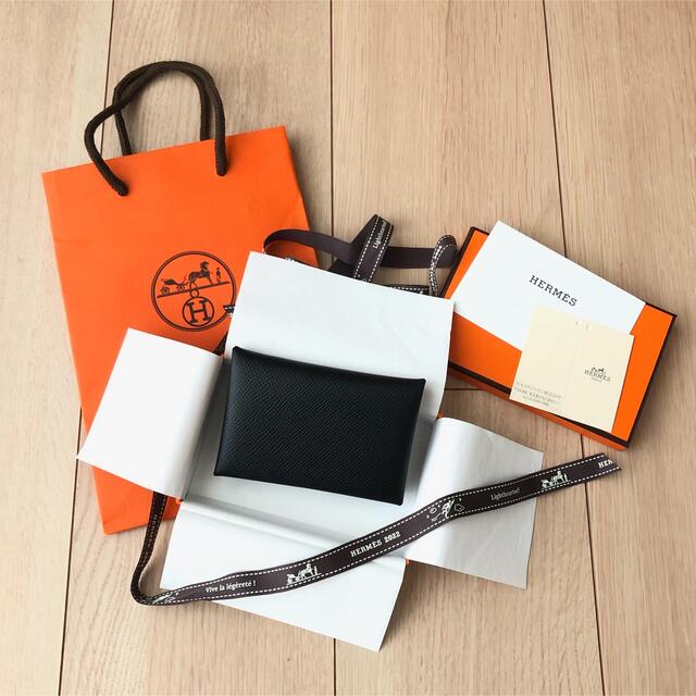 何でも揃う Hermes 新品未使用! 最新U刻印 ブラック カルヴィ カード