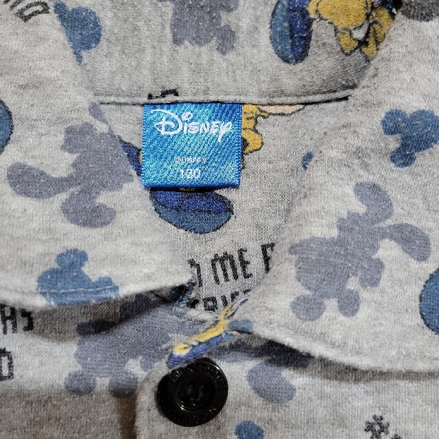 Disney(ディズニー)の男の子　キッズ　長袖パジャマ　130 ミッキーマウス キッズ/ベビー/マタニティのキッズ服男の子用(90cm~)(パジャマ)の商品写真