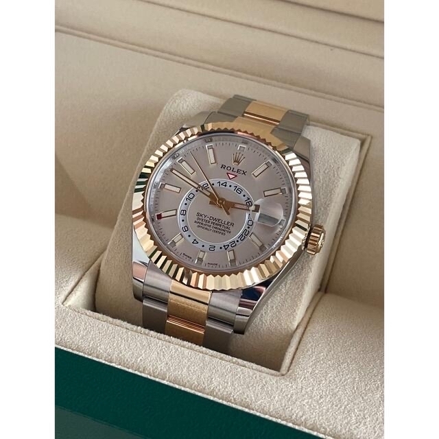 ROLEX(ロレックス)の正規店購入　美品　スカイドゥエラー　295万　326933 メンズの時計(腕時計(アナログ))の商品写真