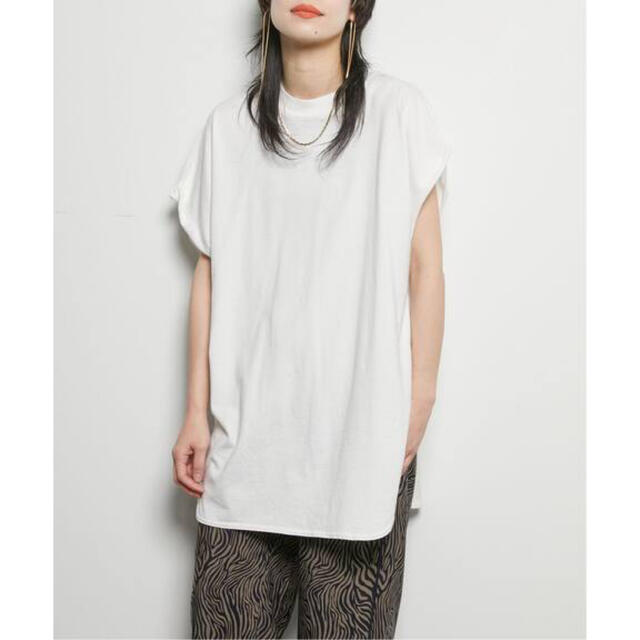 CITY SHOP  ASYMMETRY T-SHIRT