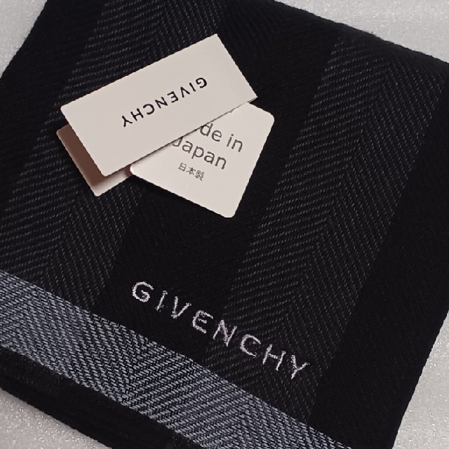 GIVENCHY(ジバンシィ)の値下げ📌ジバンシィ☆タオルハンカチ レディースのファッション小物(ハンカチ)の商品写真