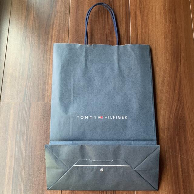 TOMMY HILFIGER(トミーヒルフィガー)の【新品】TOMMY HILFIGER 紙袋 ショッピングバッグ 1枚 レディースのバッグ(ショップ袋)の商品写真