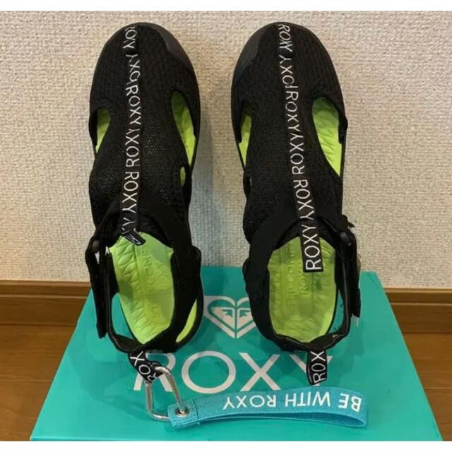 Roxy(ロキシー)の新品　ROXY ロキシー　マリンシューズ　ウォーターシューズ　サンダル　25㎝  レディースの靴/シューズ(サンダル)の商品写真