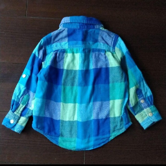 babyGAP(ベビーギャップ)のbabyGAP　90　シャツ キッズ/ベビー/マタニティのキッズ服男の子用(90cm~)(Tシャツ/カットソー)の商品写真