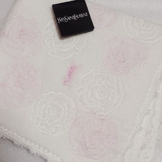 サンローラン(Saint Laurent)の値下げ📌イヴサンローラン☆大判タオルハンカチ🌹(ハンカチ)