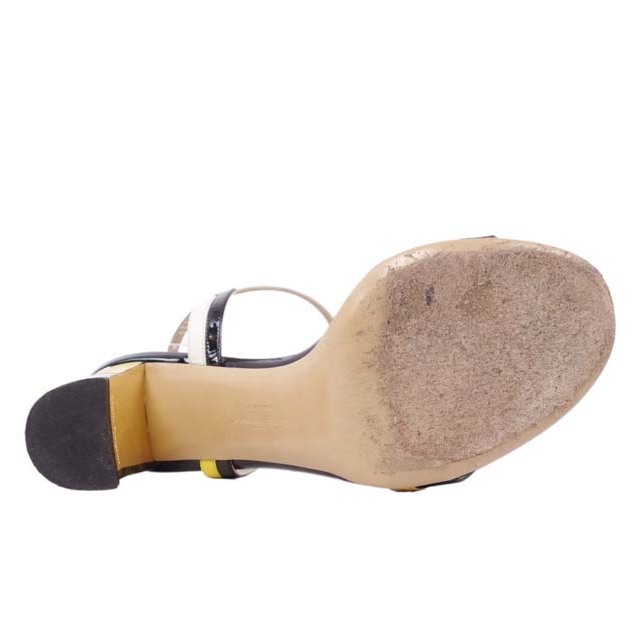 Salvatore Ferragamo(サルヴァトーレフェラガモ)のサルヴァトーレ フェラガモ サンダル ストラップ ヒール レザー 8C レディースの靴/シューズ(サンダル)の商品写真