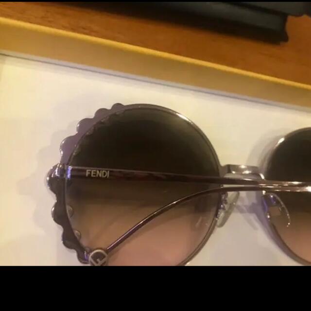 FENDI - フェンディ パールサングラス 新品未使用の通販 by ももや's FENDI - フェンディ パールサングラス 新品未使用の通販 by ももや's
