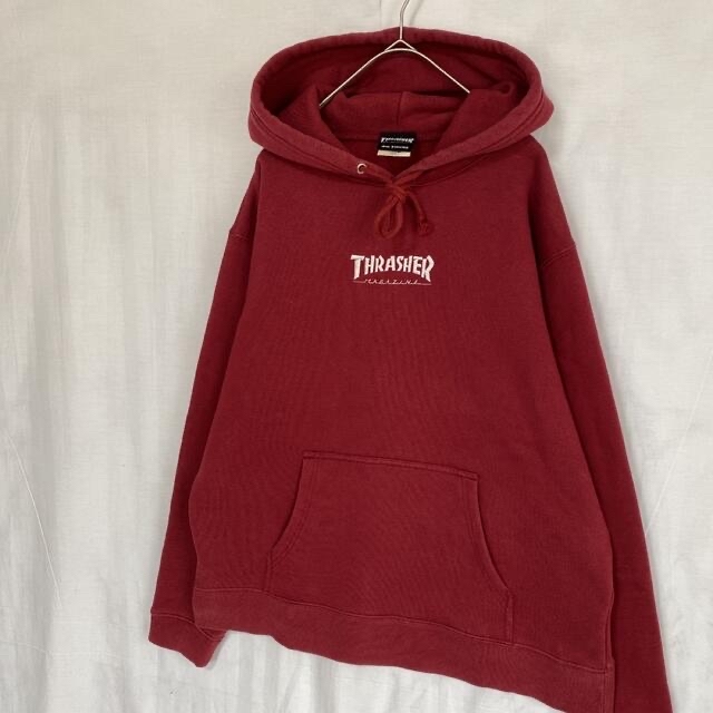 THRASHER(スラッシャー)の【希少カラー】THRASHER スラッシャー　パーカー　センター刺繍ロゴ メンズのトップス(パーカー)の商品写真