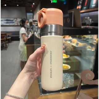 スターバックスコーヒー(Starbucks Coffee)の☆新品☆ スターバックス　スタンレー　タンブラー(タンブラー)