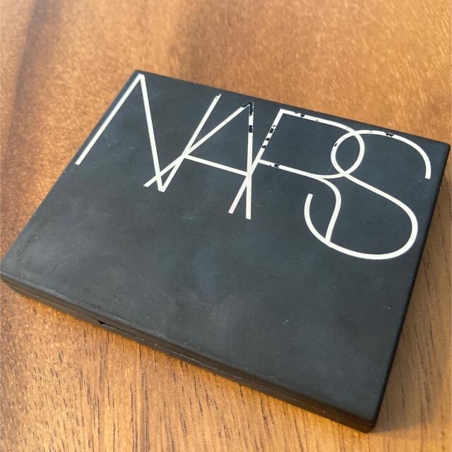 NARS(ナーズ)のNARS ナーズ　ハイライティングパウダー　5220 コスメ/美容のベースメイク/化粧品(フェイスカラー)の商品写真