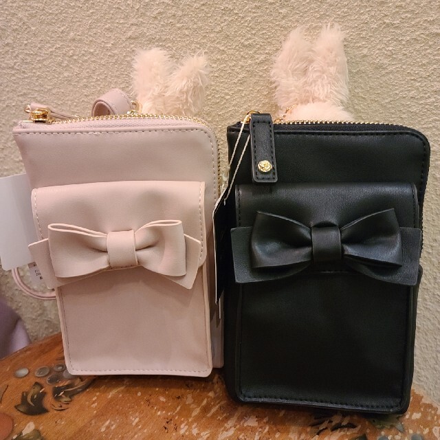 【えり♡様ご専用】【ルミネ新宿限定】新品♡スマホポシェット♡メゾンドフルール