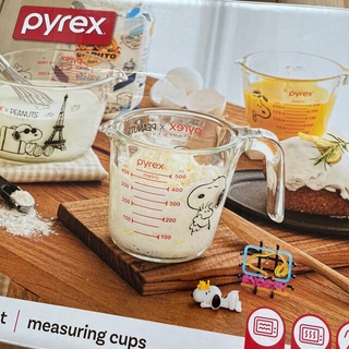 パイレックス(Pyrex)のパイレックス　Pyrex  スヌーピー　軽量カップ(調理道具/製菓道具)