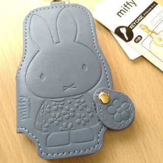 シマムラ(しまむら)のmiffy ダイカットキーケース 花柄ドレス 未使用品(キーケース)