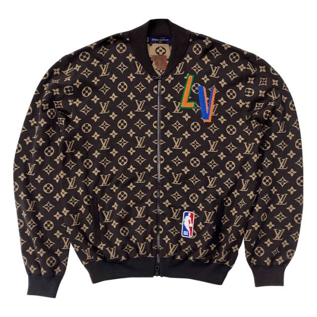 は自分にプチご褒美を LOUIS ルイ・ヴィトン NBAグラフィックブルゾン