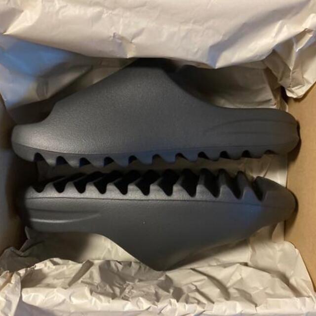 YEEZY SLIDE  ONYX サンダル