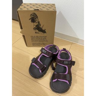 ローズバッド(ROSE BUD)のSHAKA サンダル ブラウン×パープル SIZE:7(サンダル)