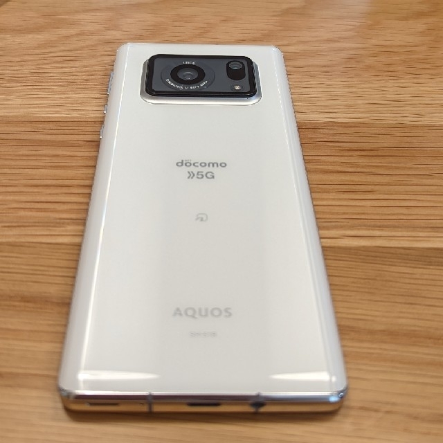 AQUOS R6 SH-51B docomo