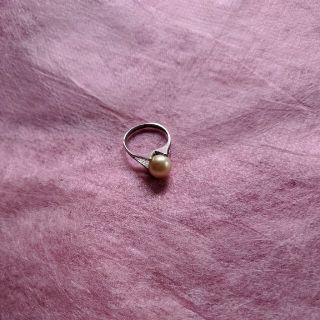 ⚪🌹昭和レトロなパールの指輪💍(リング(指輪))